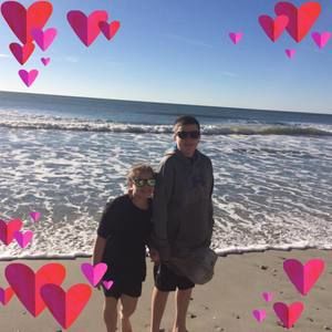 Meet your Posher, Leah